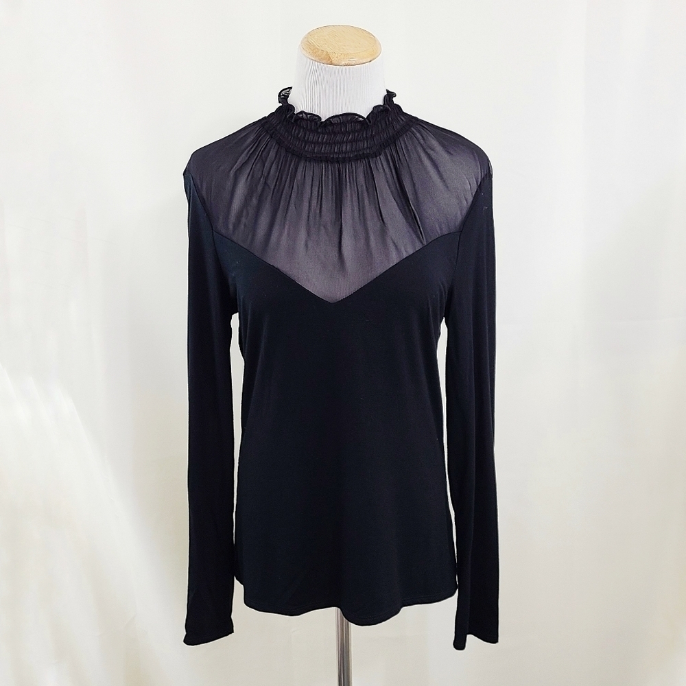 Generation Love black illusion sweetheart neck long sleeve tee size small
